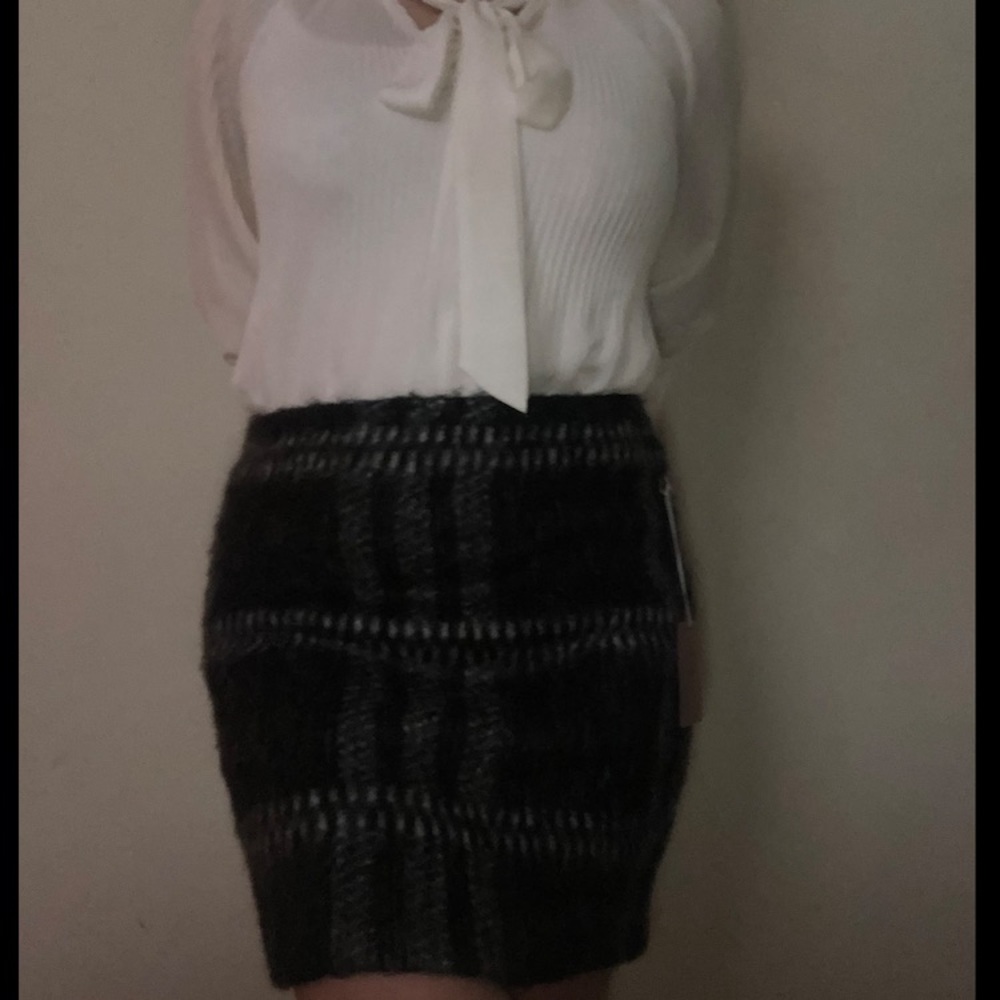 Forever 21 black plaid skirt